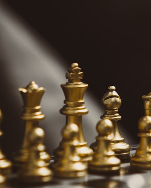Ares Consulting & Training, firma de inteligencia estratégica y gestión de riesgos.